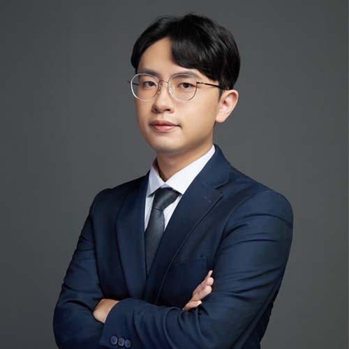 張育嘉律師